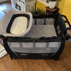 Graco Pack n Play 