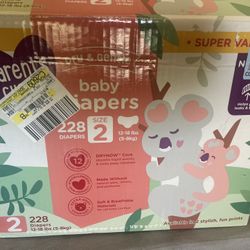 Size 2 Diapers 228 Ct 