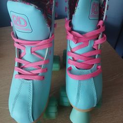 Pixie Roller Skates