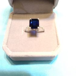 Blue Sapphire Sterling Silver Ring 