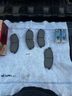 Brake pads 03 G35