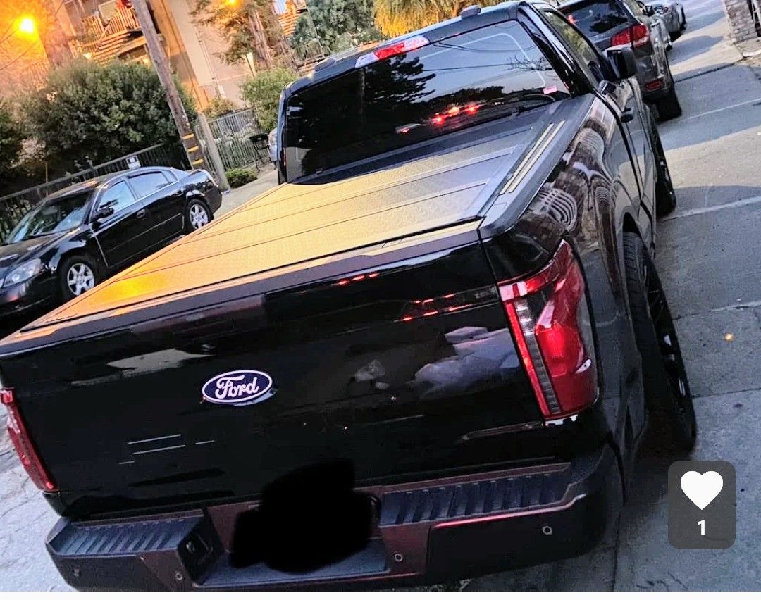 OEM Bed Cover F150 Platinum