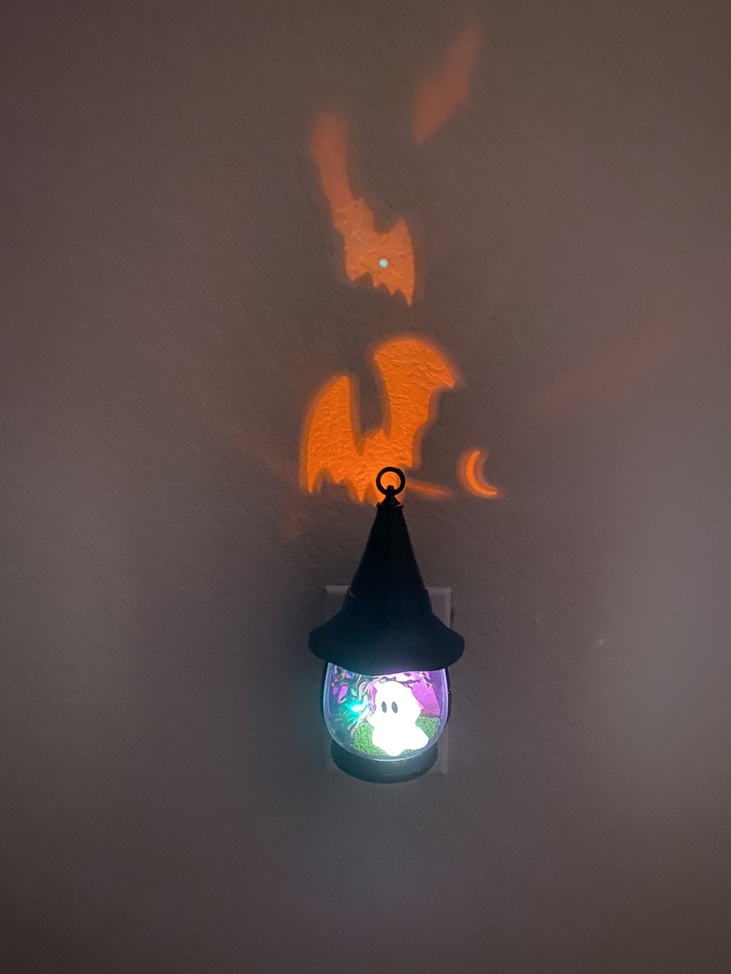 Halloween B&BW Wallflower plug in