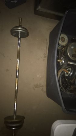 Lots of weights decent condition !!! Throw me offers