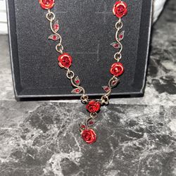 Rose Necklace In Y Shape 