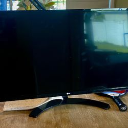 LG 32-inch Full HD IPS LED Monitor