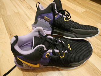 Basketball Shoes