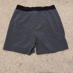 TenThousand - Interval Short