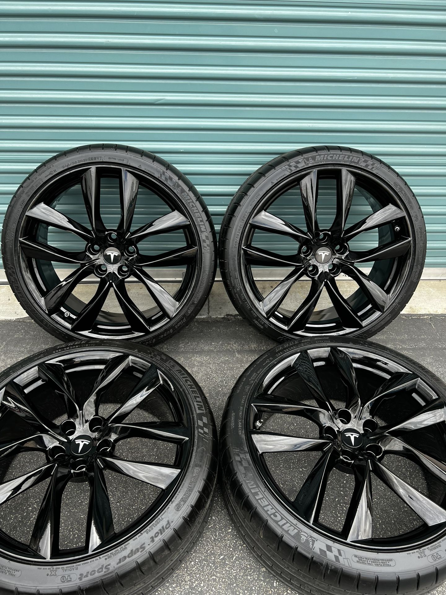Tesla Model S Arachnid Factory Wheels And Tires
