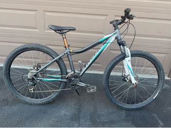 Specialized Myka hardtail mtn bike