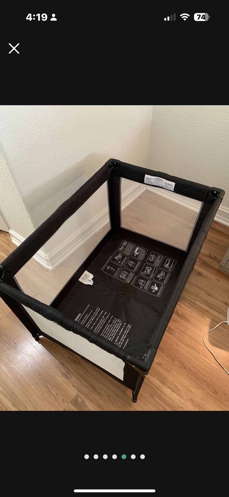 Small playard - like new 