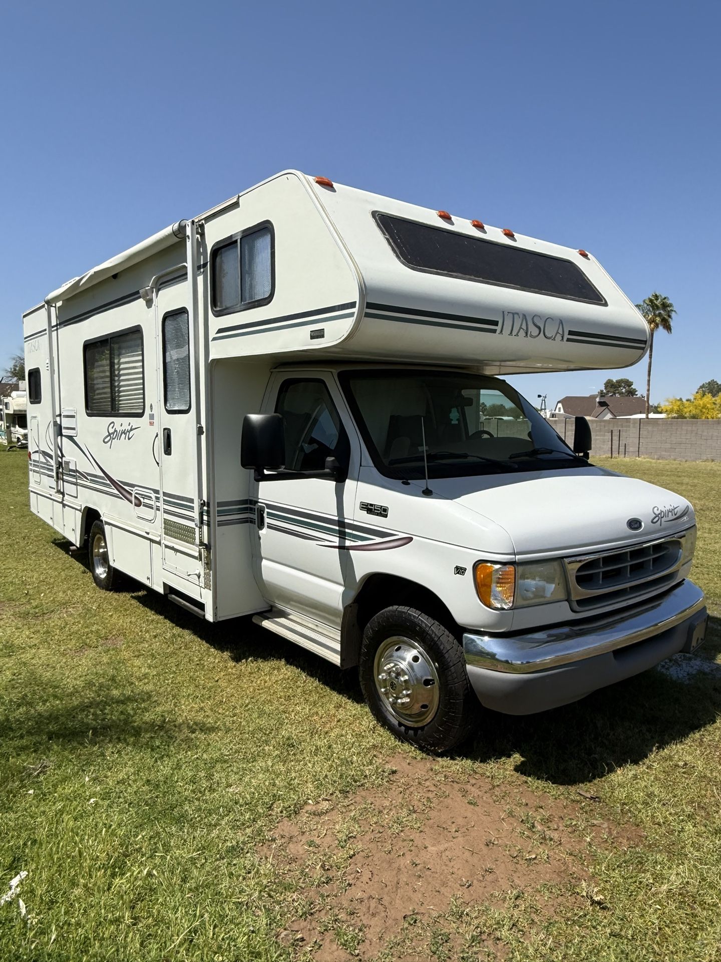 2002 Spirit Itasca Motor Home Low Miles