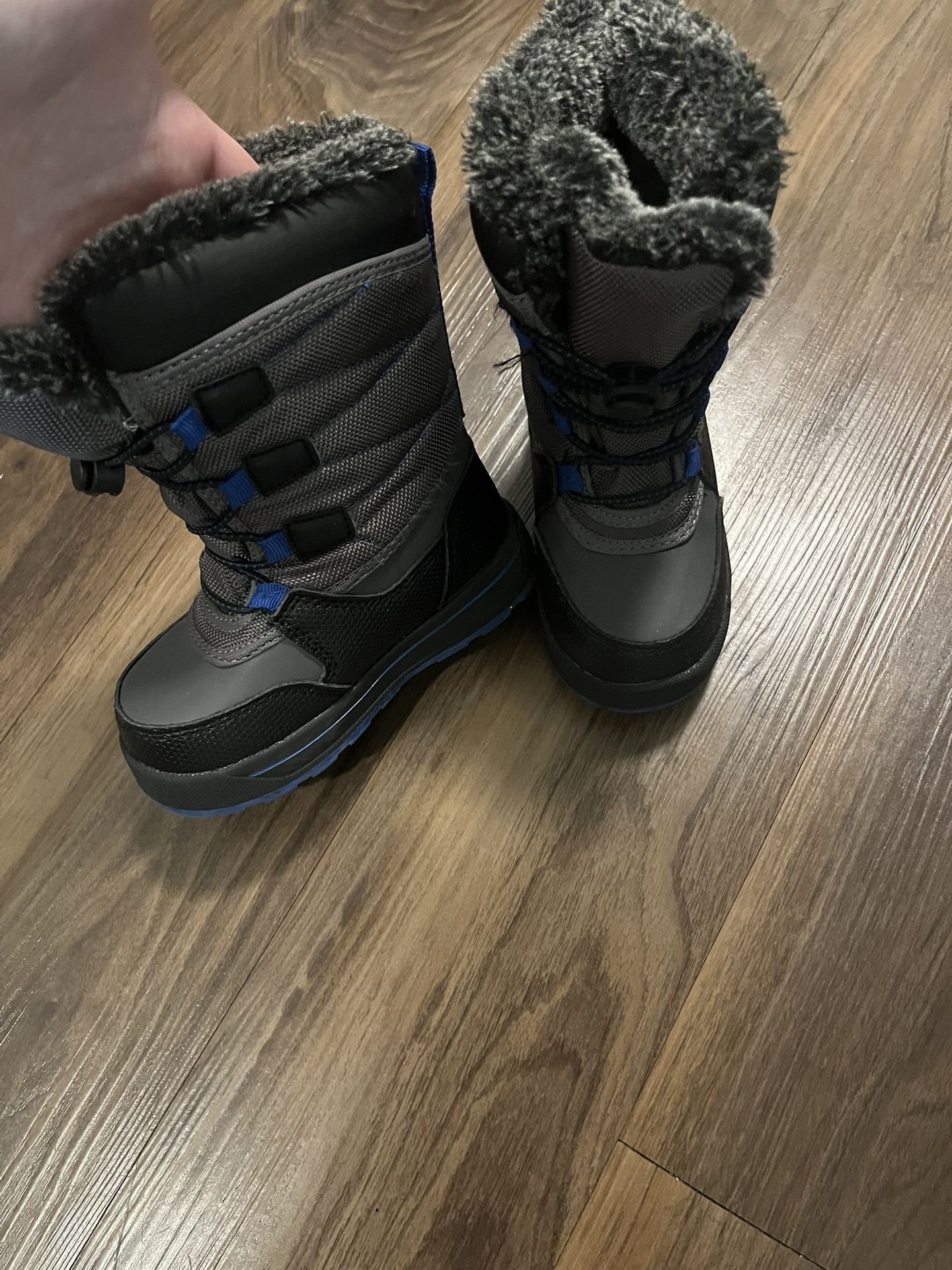 Snow Boots