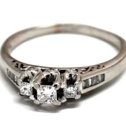 Ladies Diamond/14K White Gold Engagement Ring