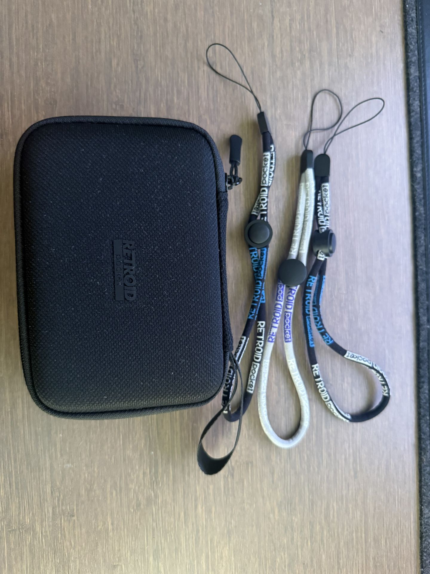 Retroid Pocket Flip 2 Carrying Case w/ Lanyards