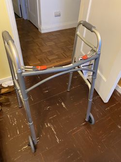 Drive Deluxe Folding Walker