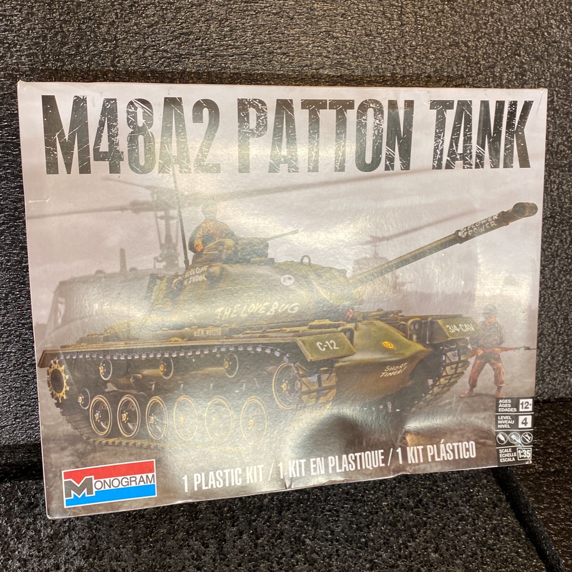 New Patton Tank M48A2 And 3 Boxes Of German And US Troops