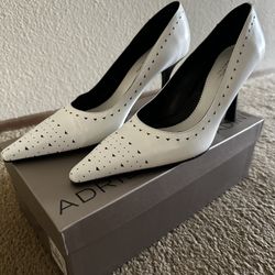 Adrienne Vittadini Filippa Women’s White High Heel Size 8
