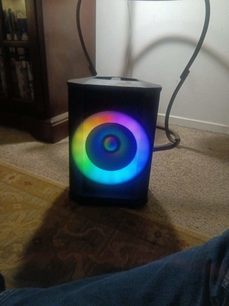 IQ Sound Portable Bluetooth Speaker