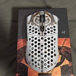 Finalmouse Starlight-12 (Zeus)