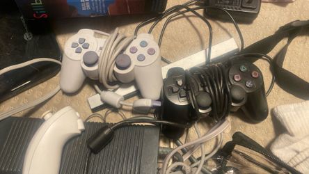 Random Controller Cords Psone And PlayStation Controller I Also Got Nintendo Joysticks 
