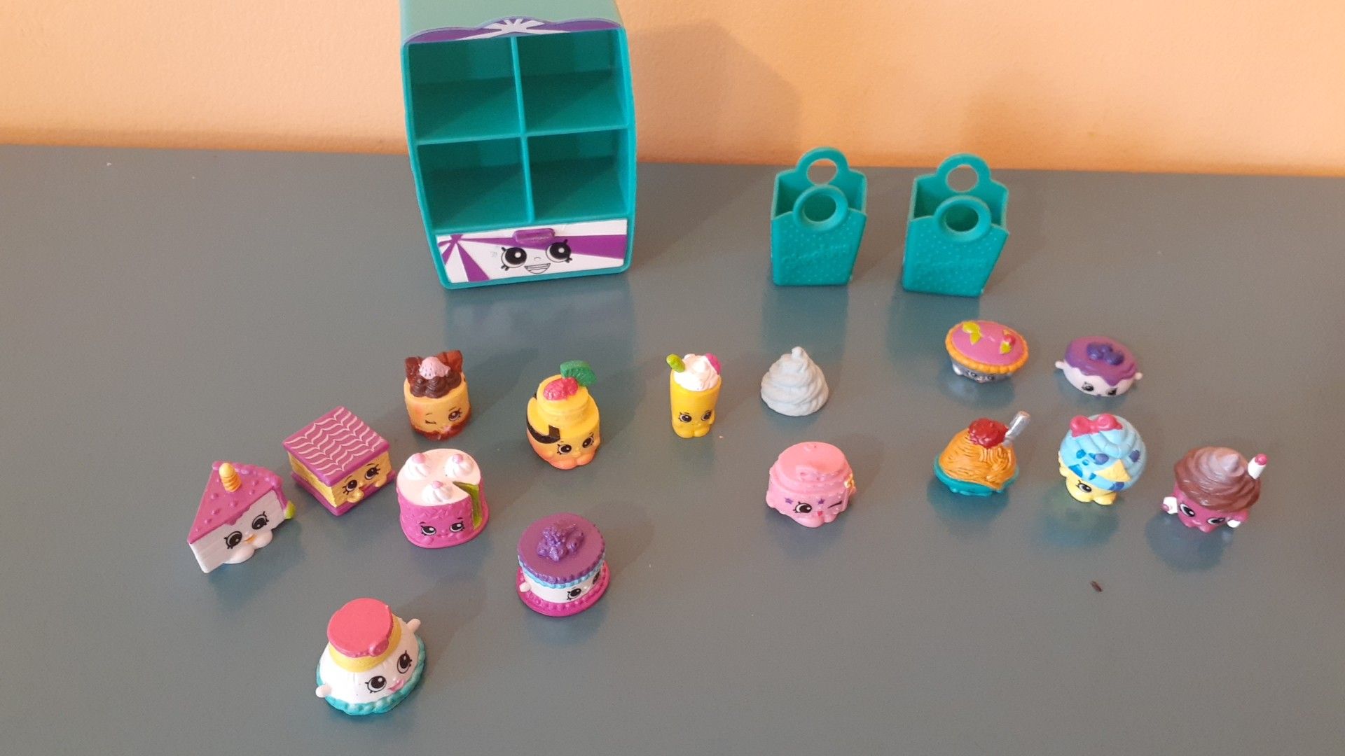 Shopkins