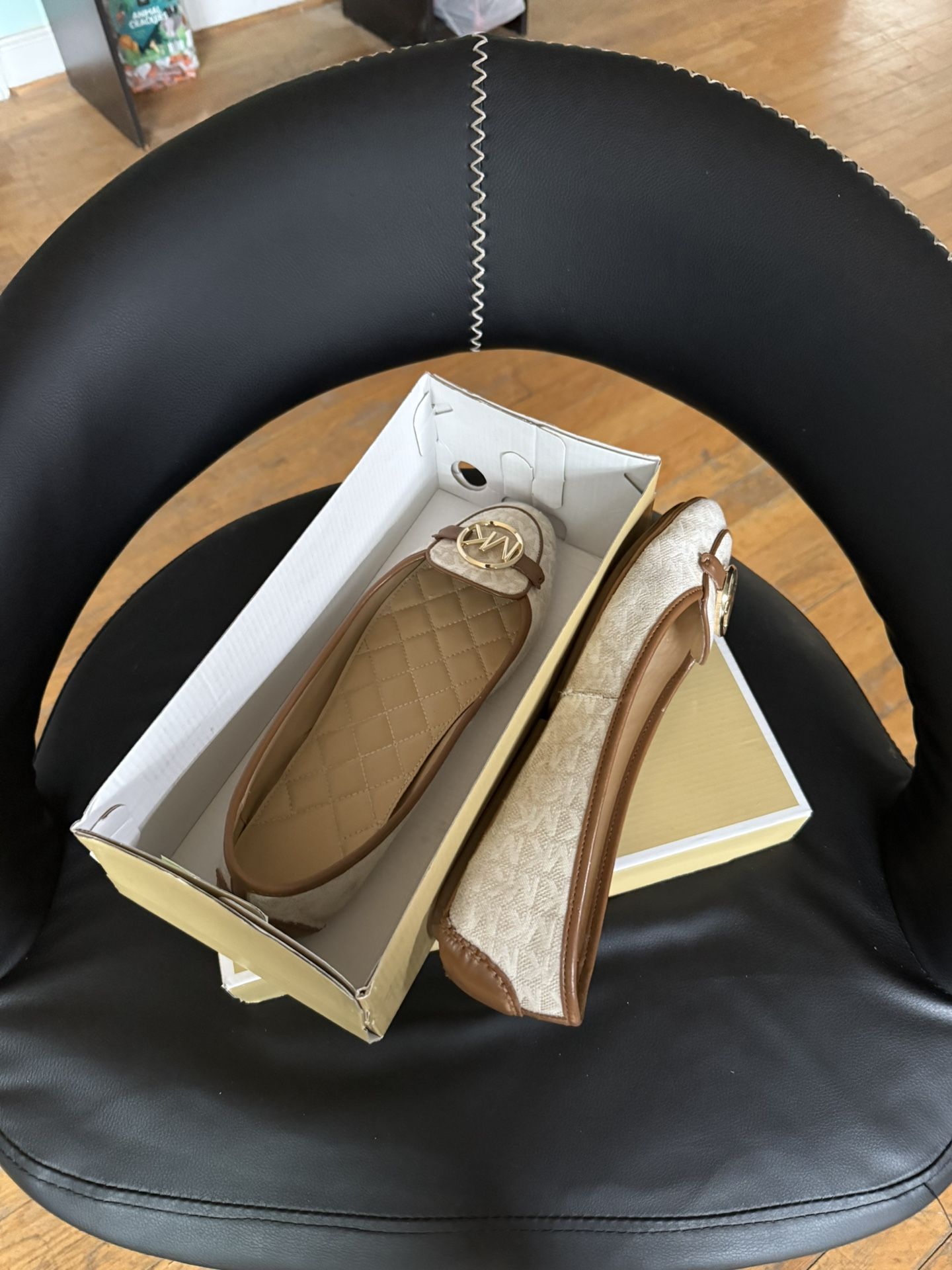 MICHAEL Michael Shoes