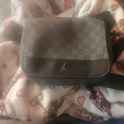 Michael jordan purse never worn
