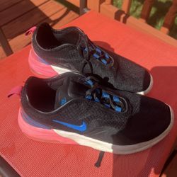 Nike Shoes On Sale In Great Condition 