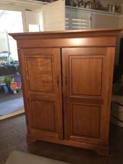 TV Armoire