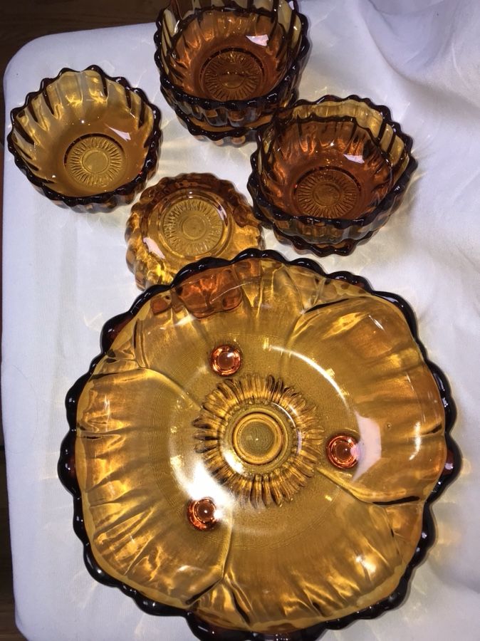 Collectible Brown Glass Salad Bowl Set