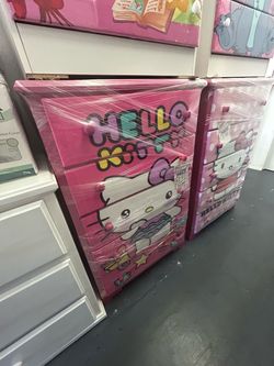 Hello Kitty solid wood dresser