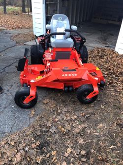 Ariens Apex 25 HP V twin Dual Hydrostatic 60 in Zero turn lawn mower 60 in. 25 HP Kohler 7000 Series Twin Gas Hydrostatic Zero Turn for Sale in