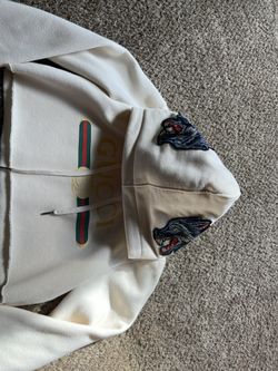 Gucci hoodie wolf clearance on hood