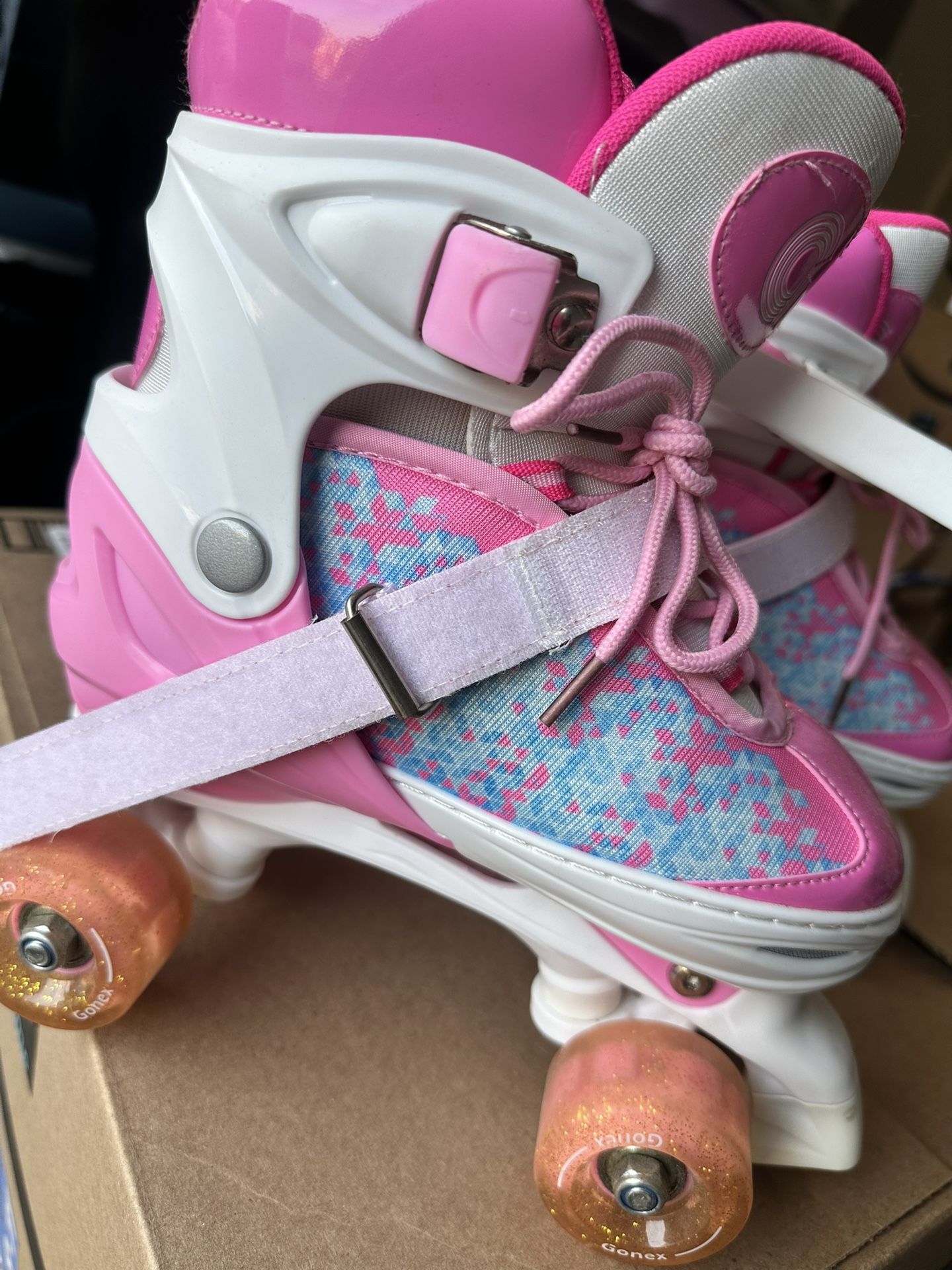 Adjustable Kids Roller Skates – Size 1-4 