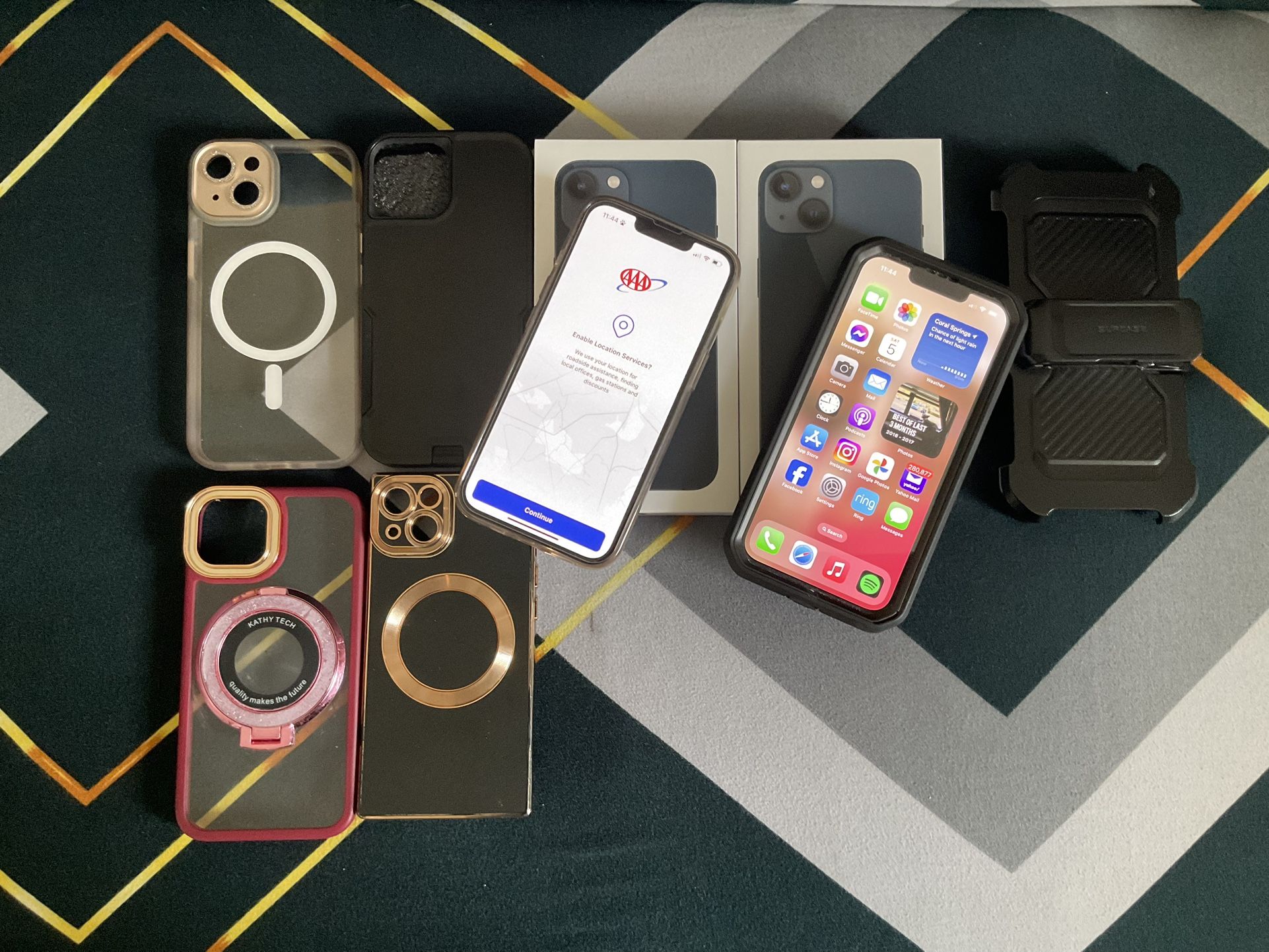  2 /T mobile iPhone 13  With 5 Cases Apple Series 7 45mm All For $1,000 obo 