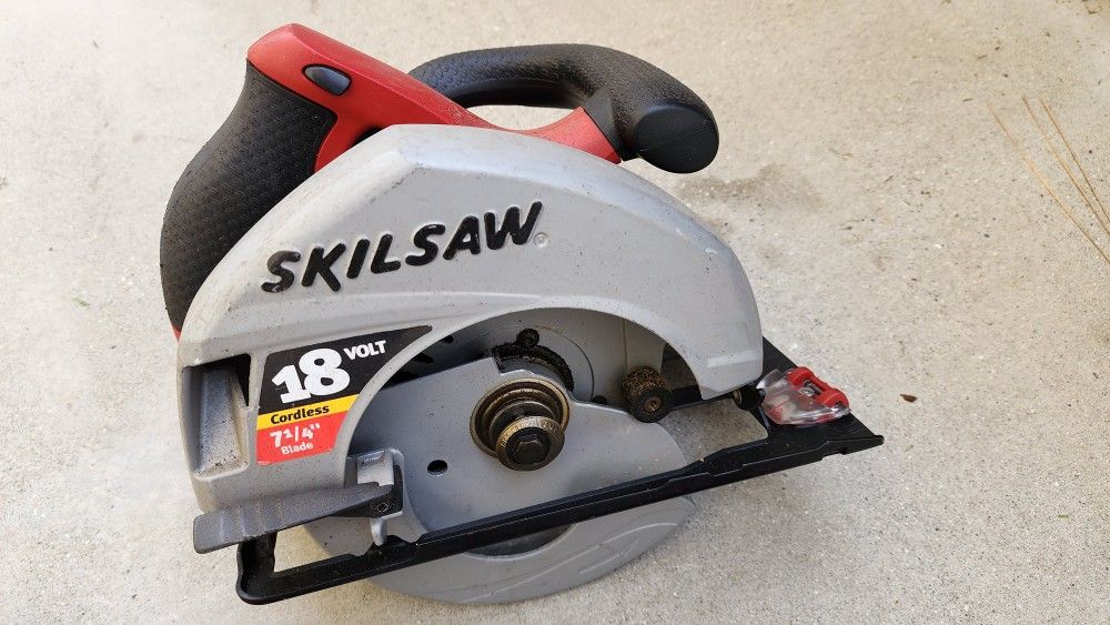Skills Power Tool Set