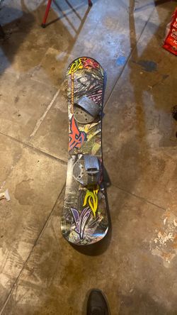 4 ft  snowboard