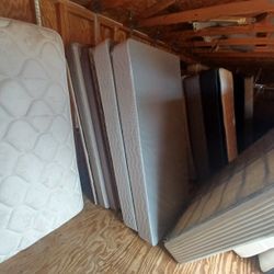 Mattress And Boxspring 