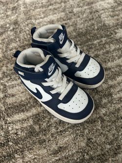 Boys Nikes