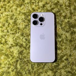 iPhone 15 Pro | 128GB | Natural Titanium | Factory Unlocked