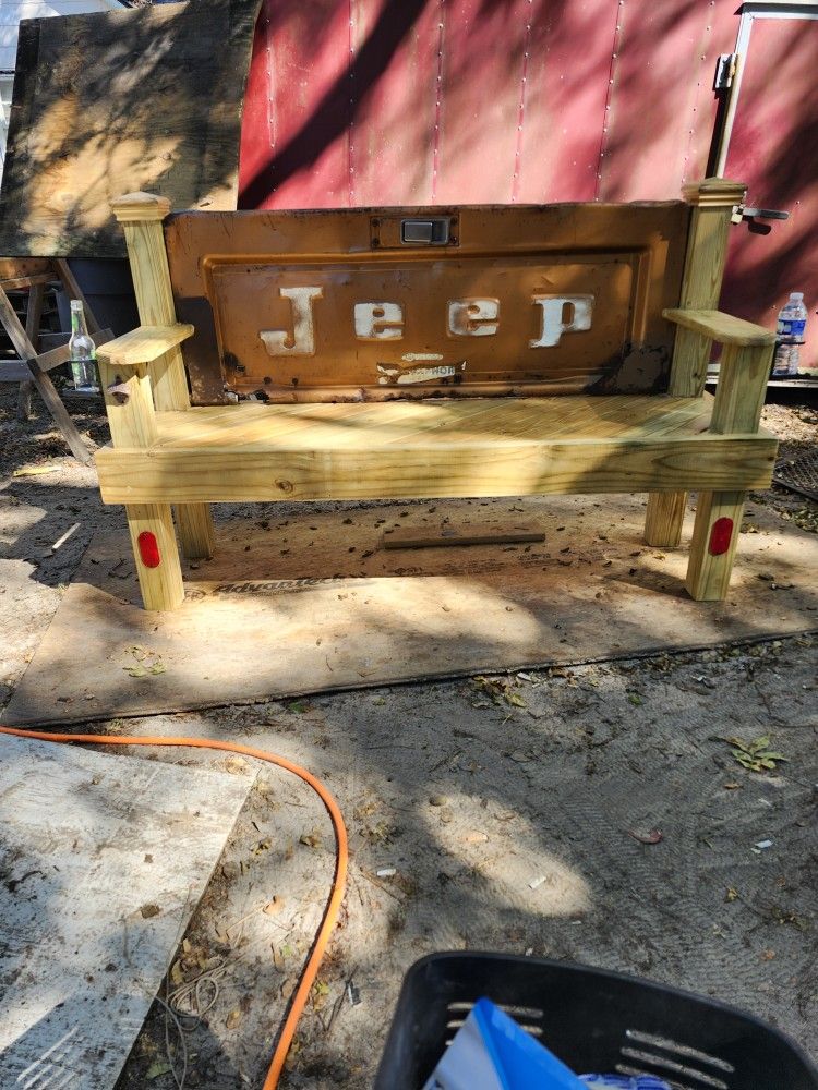 Tailgate Bench