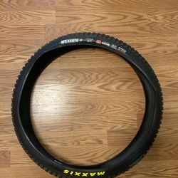 Maxxis Rekon+ 27.5x2.8 unused
