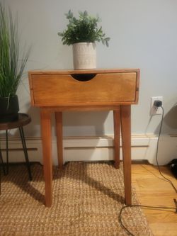 wooden nite stand