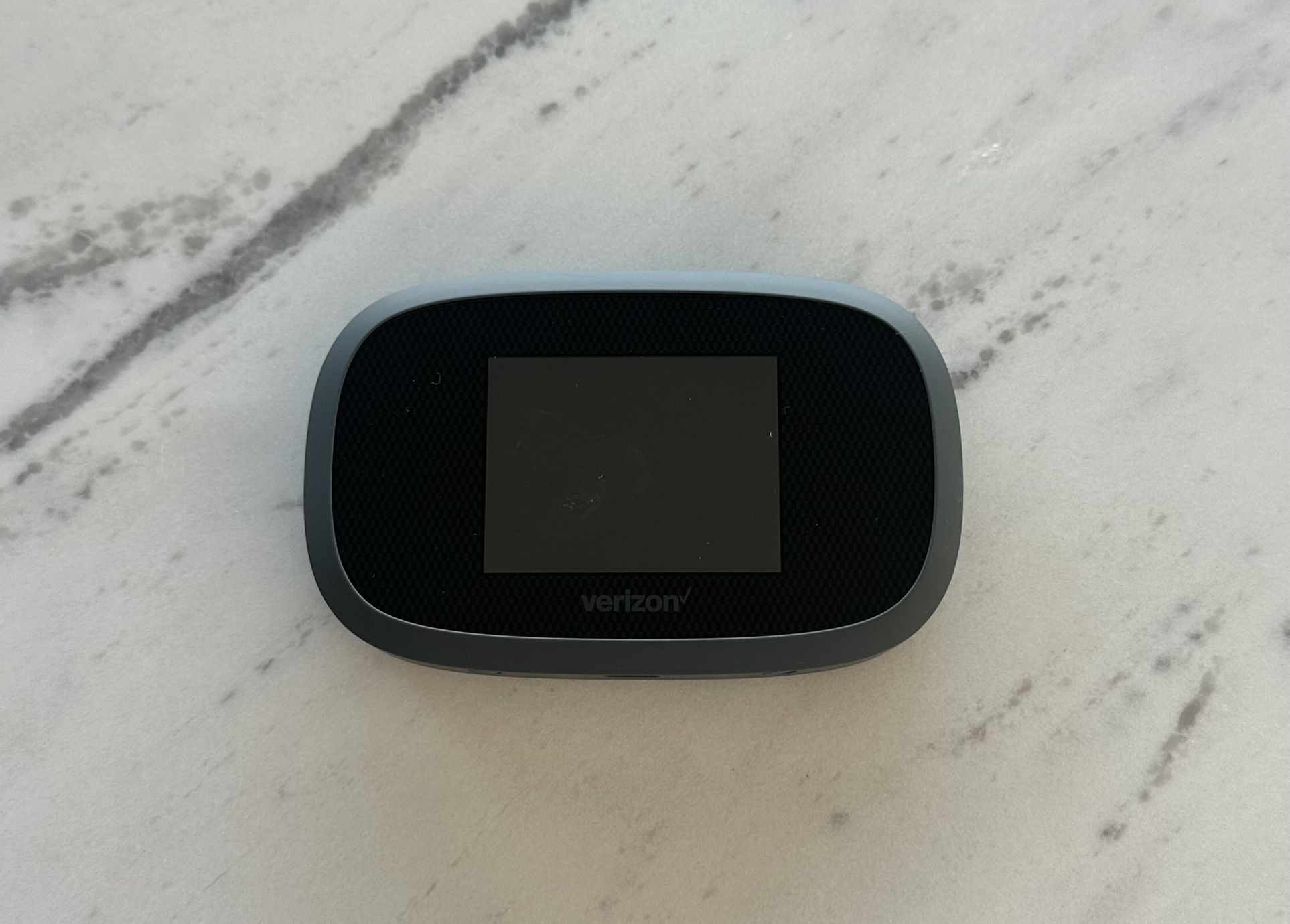 Verizon MiFi WIFI Mobile Hotspot Modem (Selling as is)