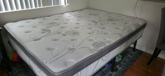 Queen mattress + bed frame