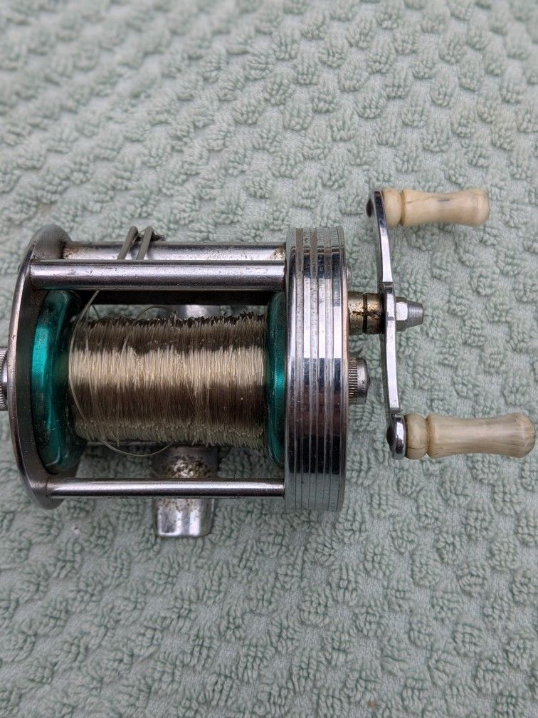 Ocean City Number 970 Trolling Reel (Sacrifice At $15)