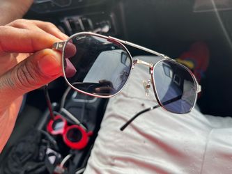 Cartier  signature   Shades