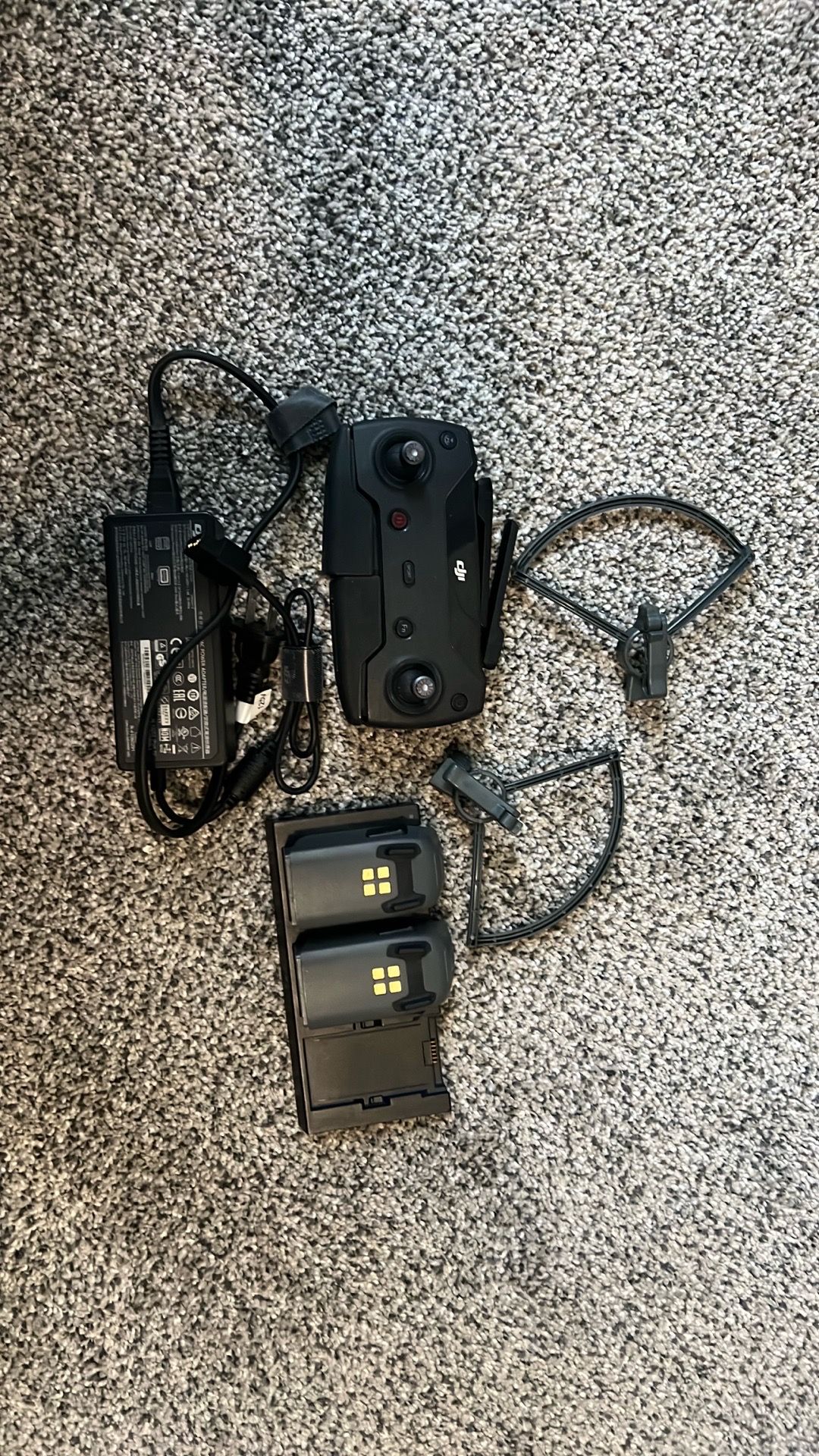 DJI 2 Batteries + Charger + Props Guard