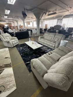 Sofa + loveseat